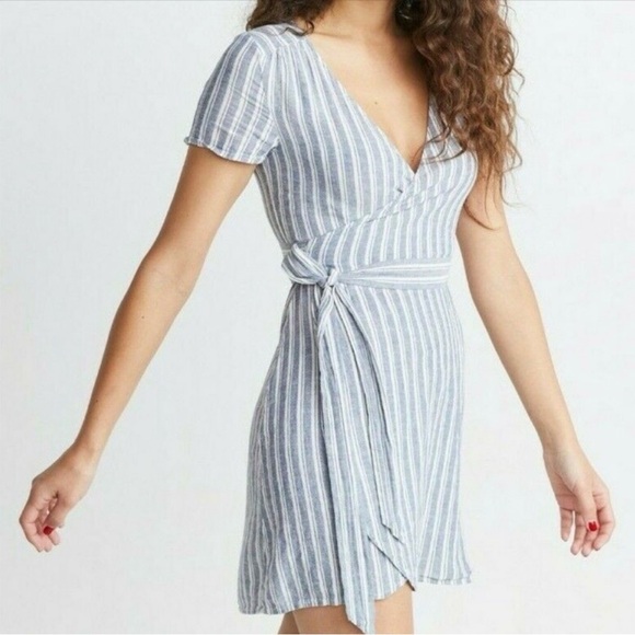 Marine Layer Frances Wrap Dress Blue Stripe White Linen Blend Tie Waist Womens M - Picture 4 of 13